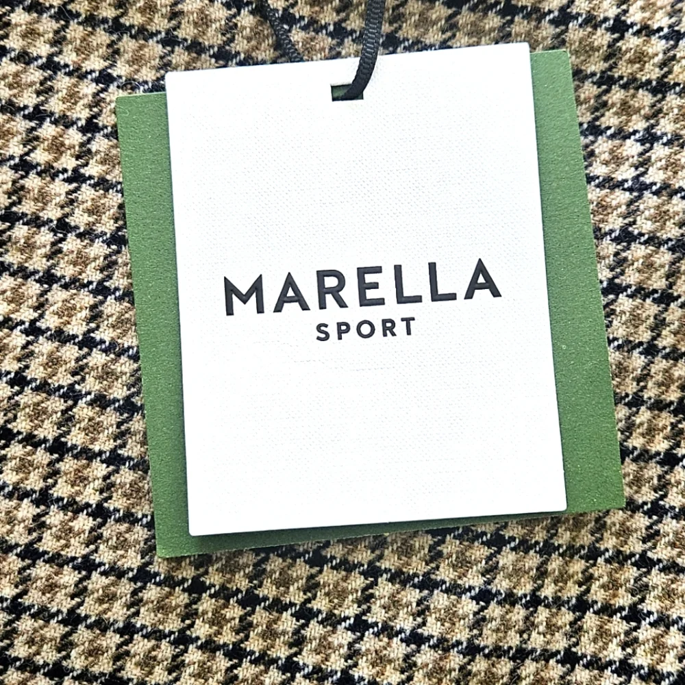NWT Marella Women's‎ Houndstooth Mini Whisky Wool Skirt: Color- Camel: Size- 10